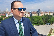 Николай Кръстев за ФрогНюз: Отново някой ни дърпа към сивата зона на Балканите. Думите на Вучич не трябва да бъдат подценявани