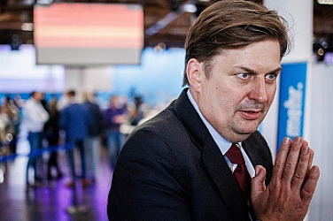 Германски евродепутат няма да подава оставка, след като негов асистент бе задържан по обвинения в шпионаж